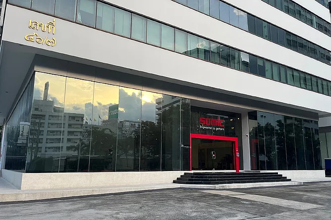 Exterior view of the SOMIC branch in Bangkok