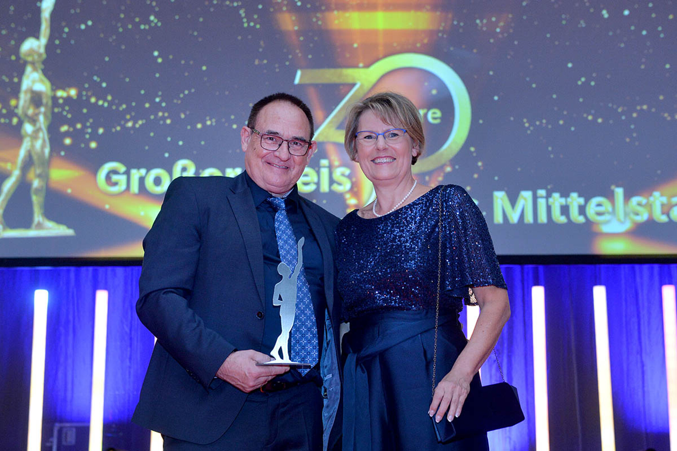 Patrick Bonetsmüller with his wife Christiane at the 2024 Grand Prize for Small and Medium-Sized Businesses ceremony, where they received the Finalist Award.