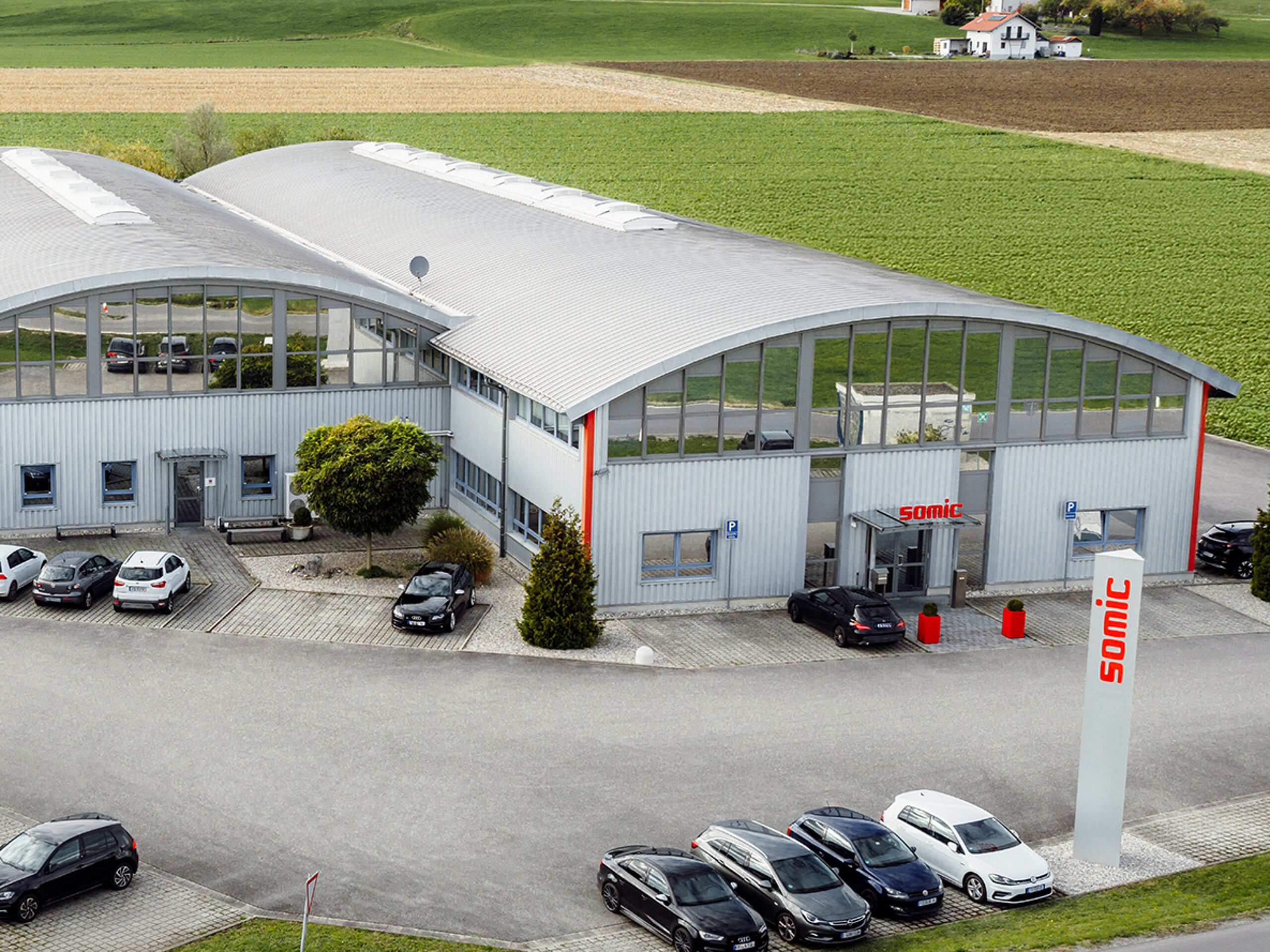 SOMIC component manufacturing in Haag, Upper Bavaria.